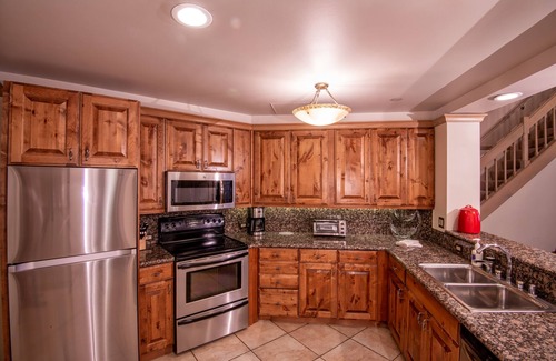 Beaver Creek Apartment | Park Plaza Beaver Creek