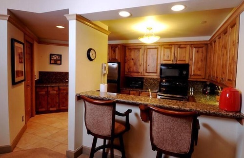 Beaver Creek Apartment | Park Plaza Beaver Creek