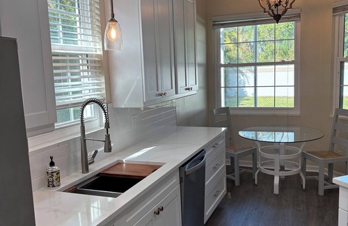 Park Shore Villa | Park Shore Naples 3 bed 2.5 bath Villa near beach!