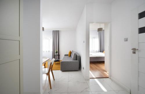 Saska Kepa Apartment | Park Skaryszewski Cosy Apartment by BookingHost