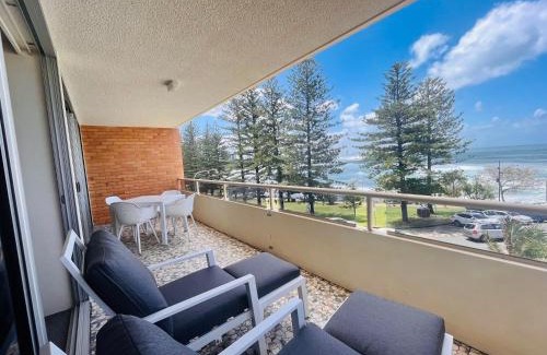 Burleigh Heads Hotel | Park Towers-Goodwin Towers Holiday Units