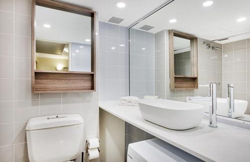 Darlinghurst Apartment | Park View Apartment