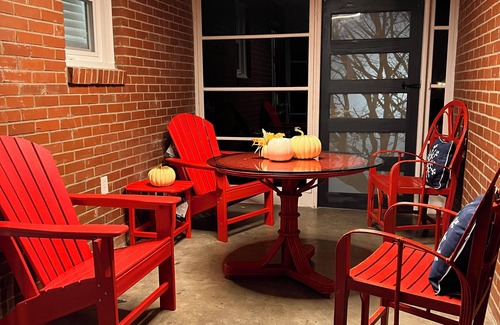 Chickasaw House | Park View, Near Downtown, Attractions, WiFi