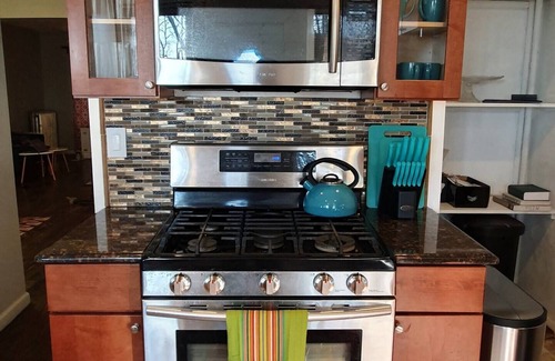 West Side House | Park Views - Private 4 bed/2 bath - 30 mins to NYC
