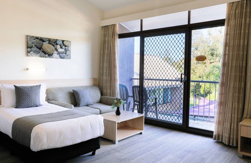 Nowra Hotel | Parkhaven