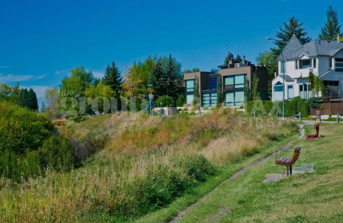 Parkhill-Stanley Park Condo | Parkhill, Calgary’s urban oasis!
