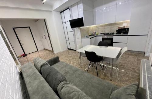 Riscani Apartment | Parkhouse