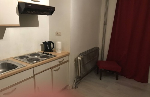 Zaventem Apartment | PARKLAAN -44.1930 ZAVENTEM BRUSSEL AIRPORT GROUND FLOOR APARTMENT GARDEN TERASSE