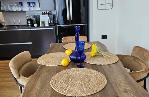 Farke Apartment | Parkside - AirAlbania View