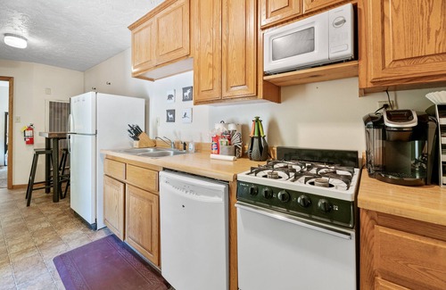 Big Bear Lake Cottage | Parkside Cottage