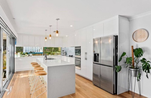 Mosman Park House | Parkside Family Home with Pool