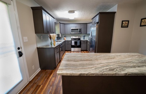 Mount Washington House | "Parkside Haven with Hot Tub Near Bourbon Trail & Louisville"