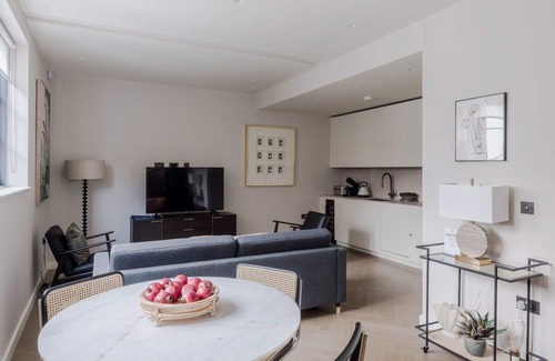Bryanston and Dorset Square House | Parkside House - Regent s Park - by Frankie Says