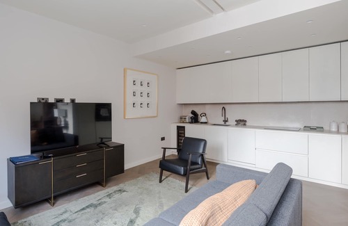 Bryanston and Dorset Square House | Parkside House - Regent s Park - by Frankie Says