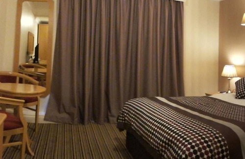 Reading Hotel | Parkside International Hotel