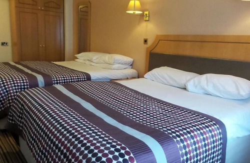 Reading Hotel | Parkside International Hotel
