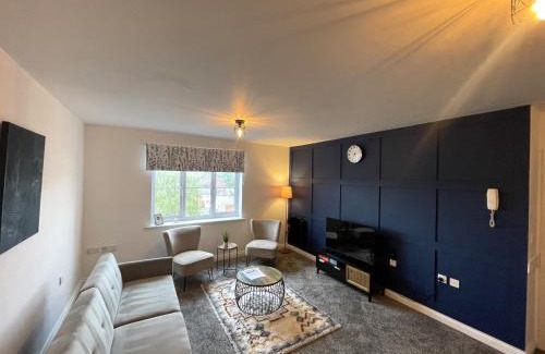 Wakefield Apartment | Parkside Mayfair Apartment
