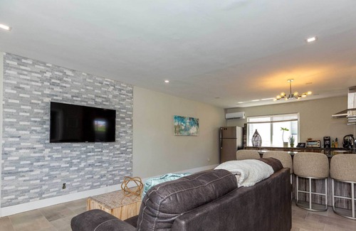 Surfside Condo | Parkview 2 Bdrm