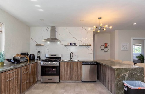 Surfside Condo | Parkview 2 Bdrm