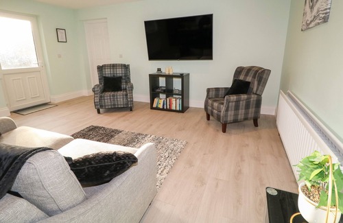 Newry Cottage | PARKVIEW APARTMENT KILLEAVY, pet friendly in Newry, Northern Ireland
