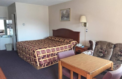 Corning Hotel | Parkview Motel