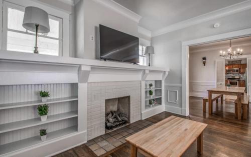 Memphis House | Parkway Nest