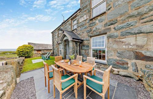 Dyffryn Ardudwy House | Parlwr Mawr