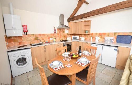 Irstead House | Parsley