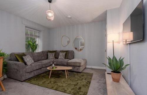Clitheroe House | Parson Castle View, Sleeps 6, Clitheroe Centre