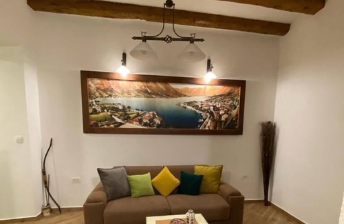 Kotor Old Town Hotel | Parteli Apartments