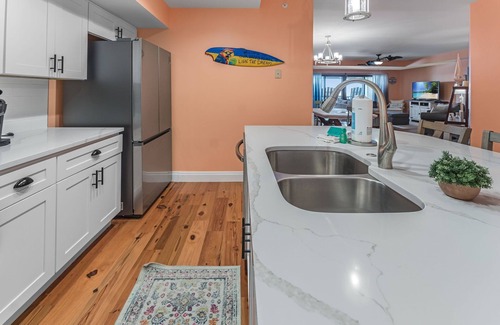 Mexico Beach Condo | Partial Gulf Views, Covered Parking, Pool, HotTub!