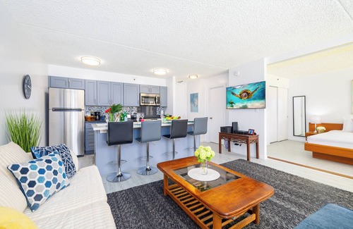Waikiki Apartment | Partial Ocean View Condo with King or Queen Bed and Parking