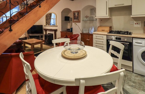 Bowness-on-Windermere Cottage | Partridge Holme