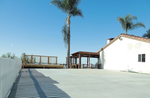 Los Angeles County House | Party Land for Party and Event