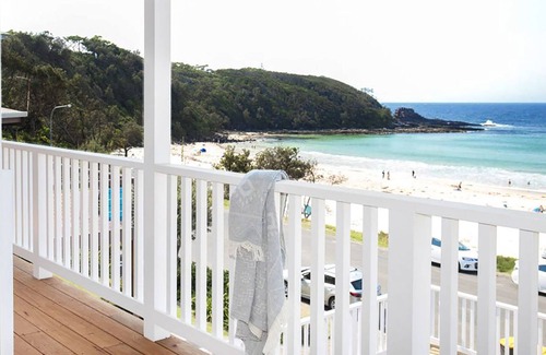 Mollymook Beach House | Pas Beach House Apartment 2