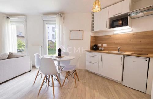 Fontenay-sous-Bois Apartment | Pascal’s Cosy Retreat