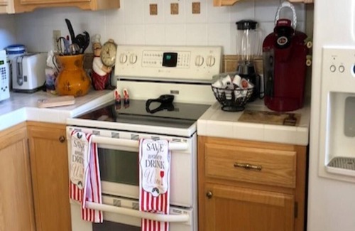 Paso Robles House | PASO RETREAT BEAUTIFUL HOME BOCCI COURT CLOSE TO WINERIES DOWNTOWN RESTAURANTS