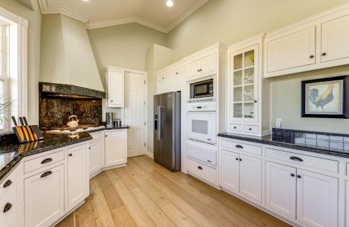 Paso Robles House | Paso Robles Gem with On-Site Vineyard Pets Welcome!