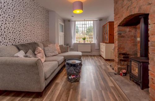 Coalbrookdale House | Pass the Keys 18th Century Mill Cottage