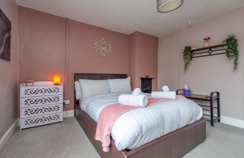 Coalbrookdale House | Pass the Keys 18th Century Mill Cottage
