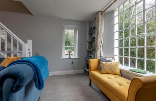 Coalbrookdale House | Pass the Keys 18th Century Mill Cottage