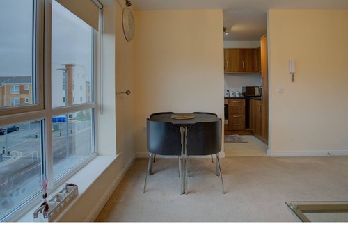 Chorlton-on-Medlock Apartment | Pass the Keys | 2nd Floor Apt for 5, stones throw from city centre