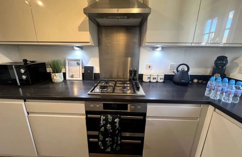 Colchester House | Pass the Keys | 3 Bed home away from home
