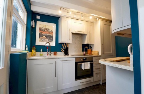 Aberdovey House | Pass the Keys 3 Bed Terrace with fantastic views over estuary