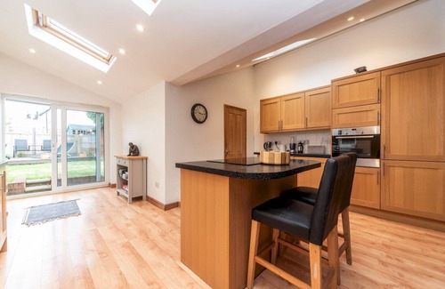 St. Mark's House | Pass the Keys | A Bright Spacious Home With Free Parking