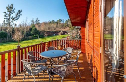 Bridgnorth House | Pass the Keys Astbury Falls Escape – A Tranquil Stay in Nature