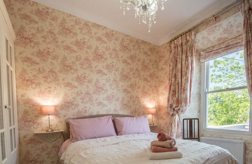 St Dogmaels House | Pass the Keys | Beautiful home with superb views over St Dogmaels