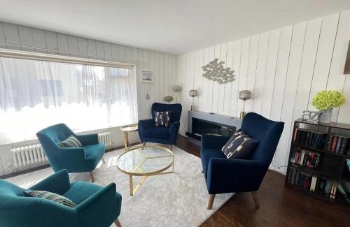 Camber House | Pass the Keys Beautiful Beach House in Camber