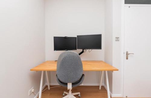 Bath Apartment | Pass the Keys Bright modern one bed apartment - Bath city centre