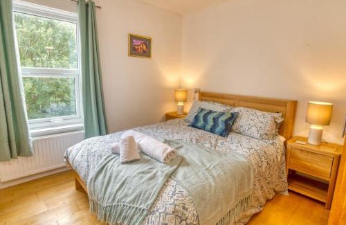 Lincoln Apartment | Pass the Keys Cathedral Views Luxury Living Historic Lincoln
